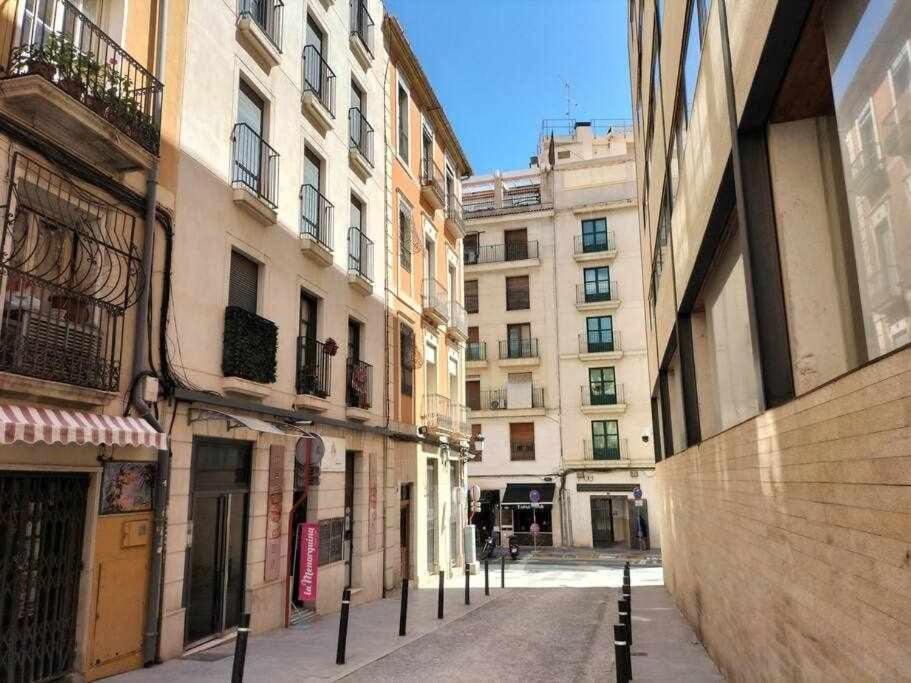 Loft Old City Couples Getaway Alicante Exterior foto
